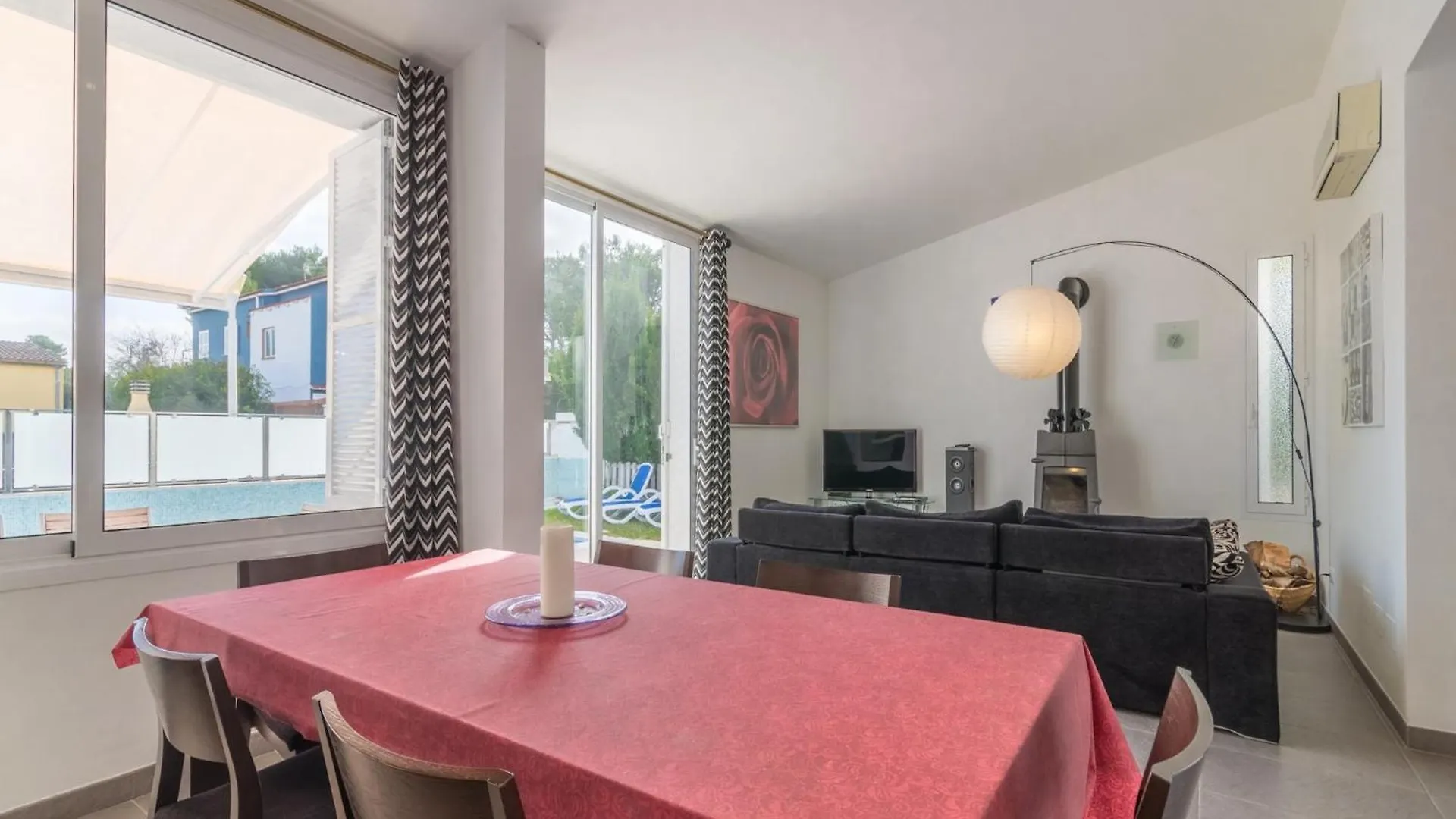 Coastal Holiday Home With Private Pool Son Serra de Marina Villa